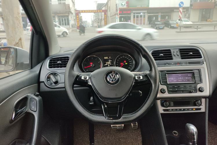 Used Volkswagen Polo 2014 1.6L Cross Polo Automatic
