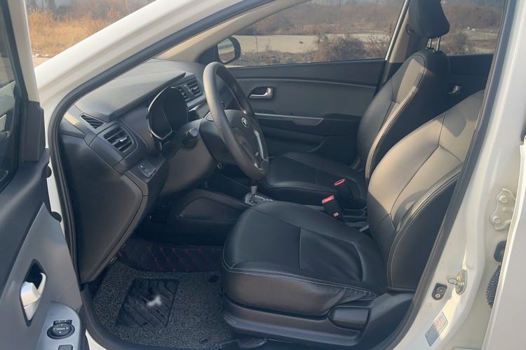 Used Kia K2 2015 Sedan 1.4L Automatic GLS
