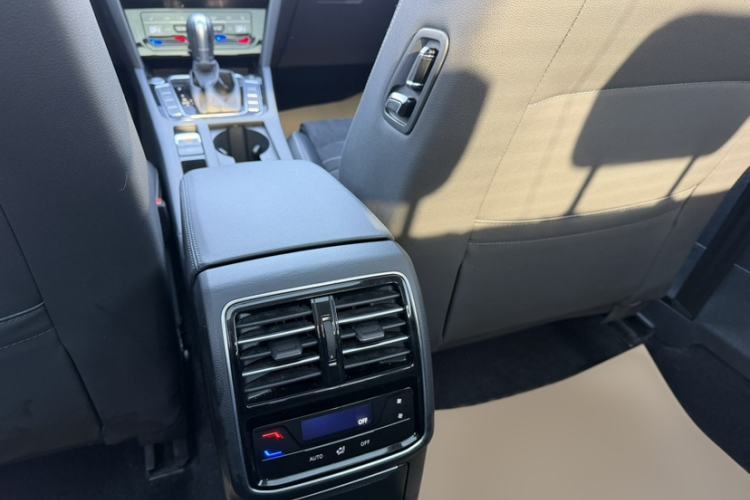 Used Volkswagen Magotan 2020 330TSI DSG Luxury Edition
