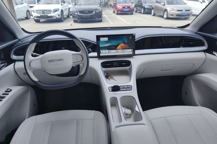 Used  Geome 2025 310km Youth Edition
