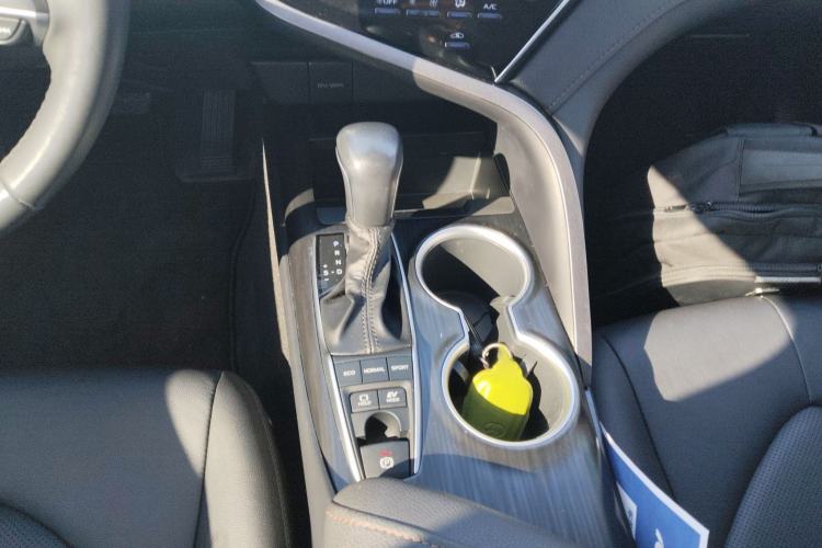 Used Toyota Camry 2021 Dual-Motor 2.5 HGVP Leading Edition
