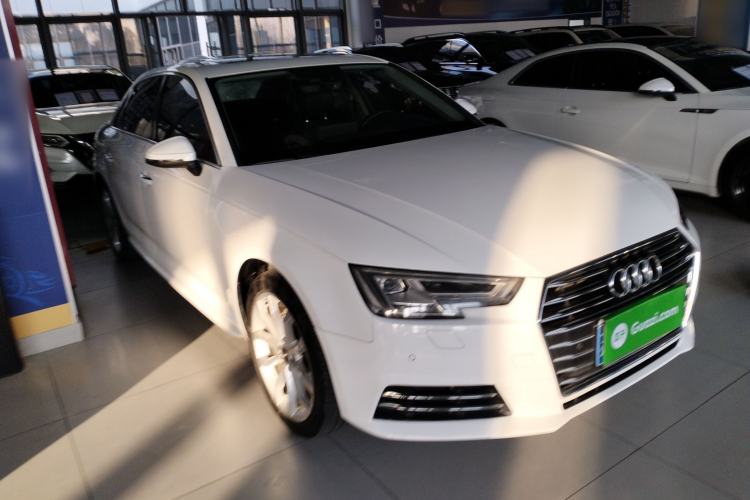 Used Audi A4L 2017 40 TFSI Style Edition
