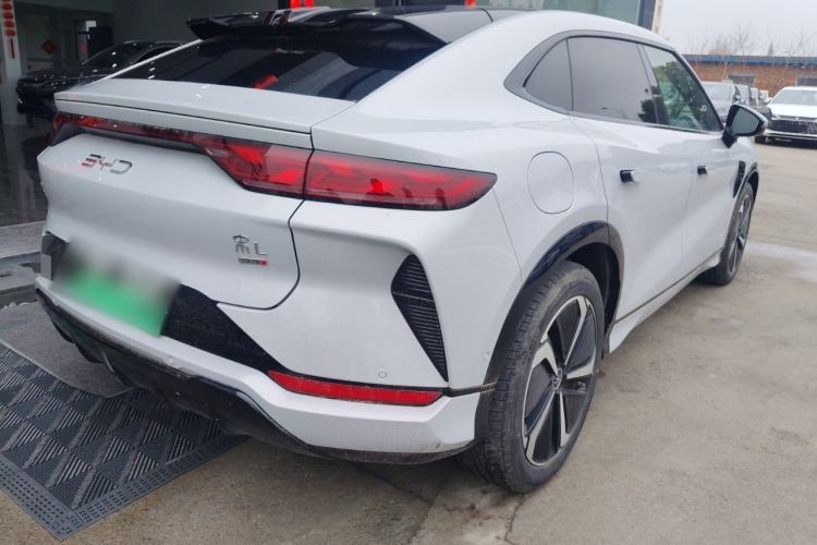 Used BYD Song L EV 2025 662 km Advanced Intelligent Driving Version
