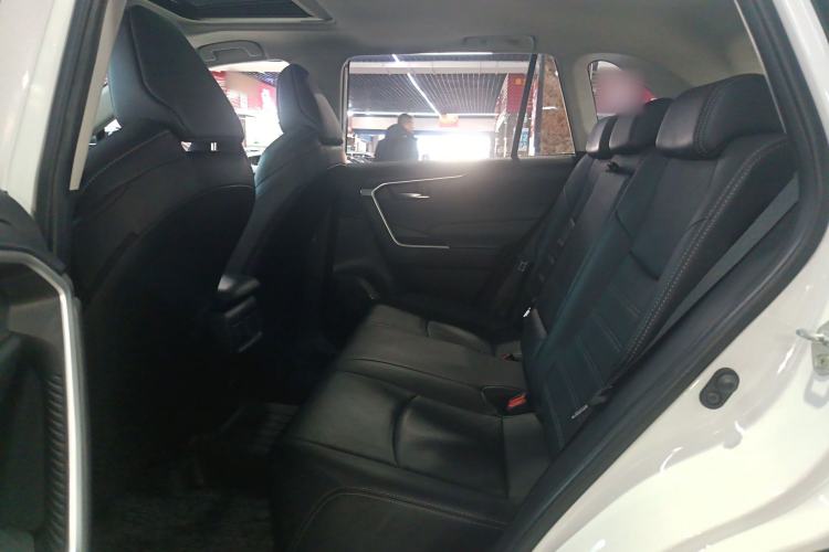 Used Toyota Wildlander 2020 2.0L CVT Two-Wheel Drive Luxury Edition