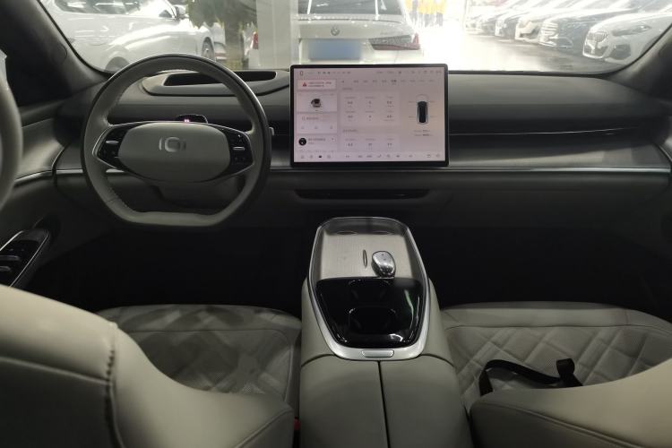 Used  A07 2023 Range-Extended 200 Max