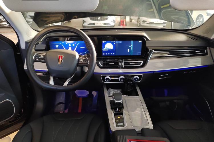 Used Hongqi HS5 2025 2.0T Two-Wheel Drive Flagship Pro Edition
