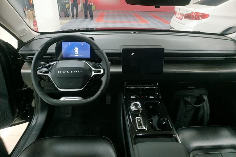 Used Wuling Xingguang 2023 70 Standard Edition
