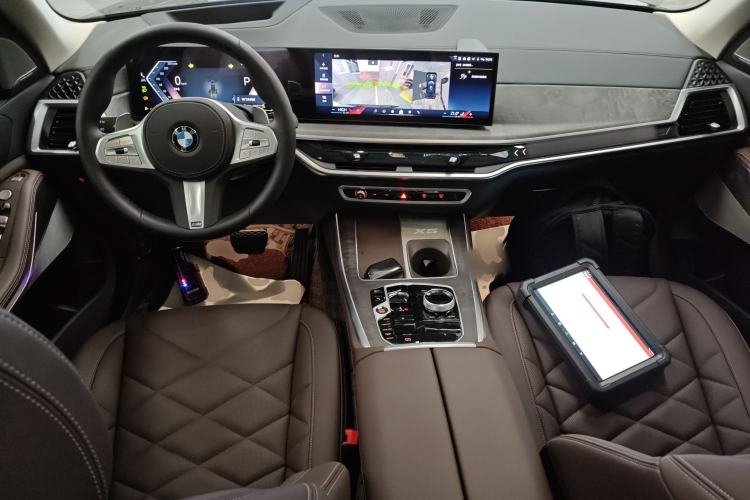 Used BMW X5 2023 xDrive 30Li Luxury M Sport Night Edition Package
