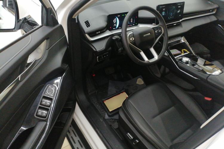 Used Haval H6 2024 1.5T Two-Wheel-Drive Classic Edition
