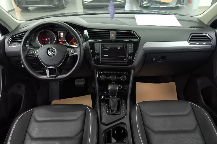 Used Volkswagen Tiguan L 2017 330TSI Automatic Two-Wheel Drive Flagship Edition
