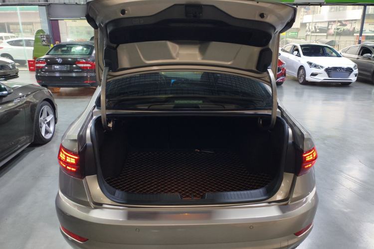 Used Volkswagen Sagitar 2020 200TSI DSG Comfort Version China VI Standard