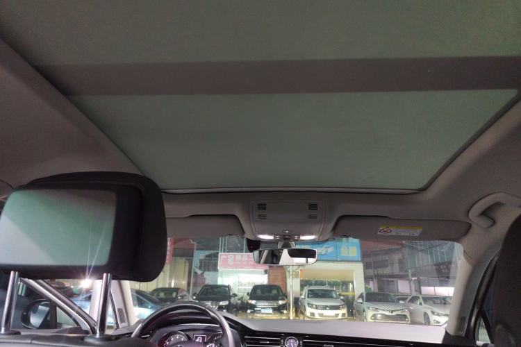 Used Volkswagen Magotan 2018 Facelift 380TSI DSG Luxury Version
