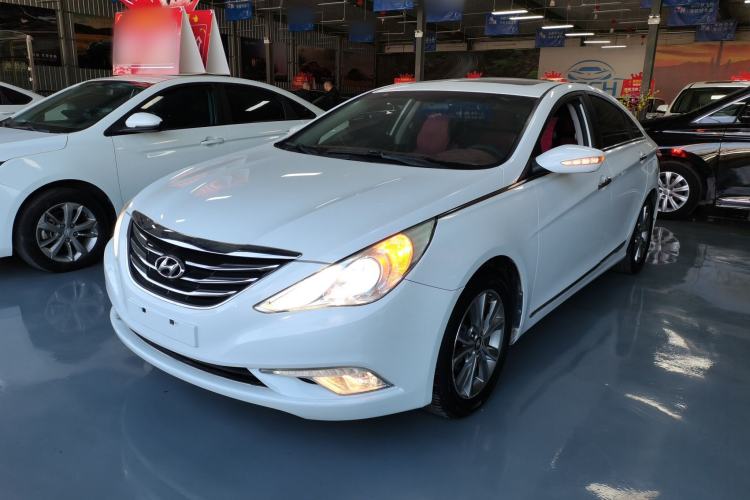 Used Hyundai Sonata 2015 Classic 2.4L Automatic Leading Edition China IV Standard