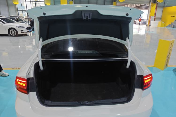 Used Volkswagen Lamando 2021 230TSI DSG Fashion Edition
