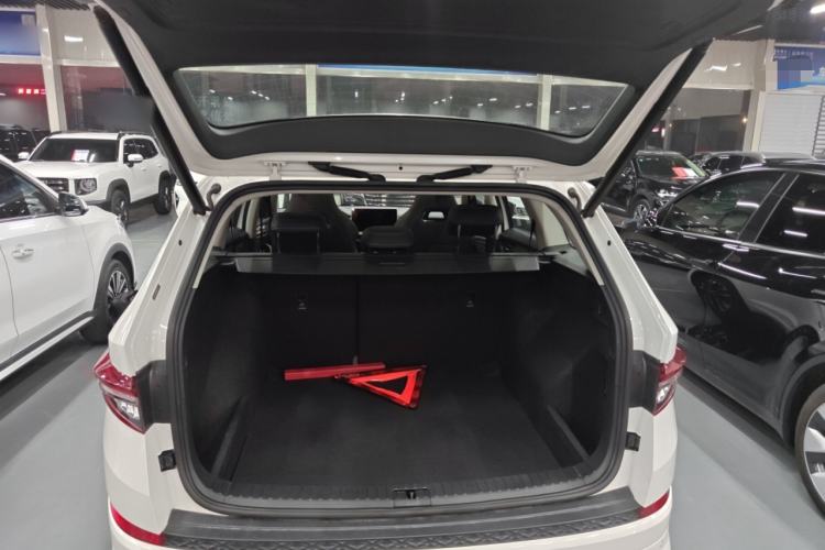 Used Skoda Kodiaq 2022 TSI330 5-Seater Two-Wheel-Drive Luxury Edition
