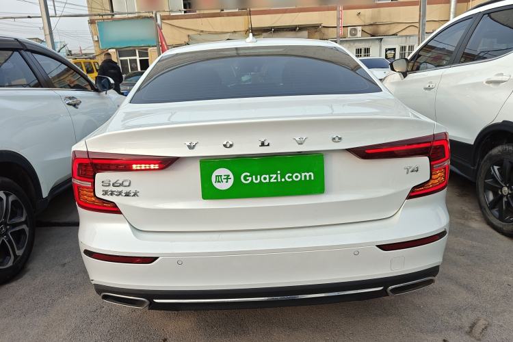 Used Volvo S60 2021 T4 Zhiyi Luxury Edition