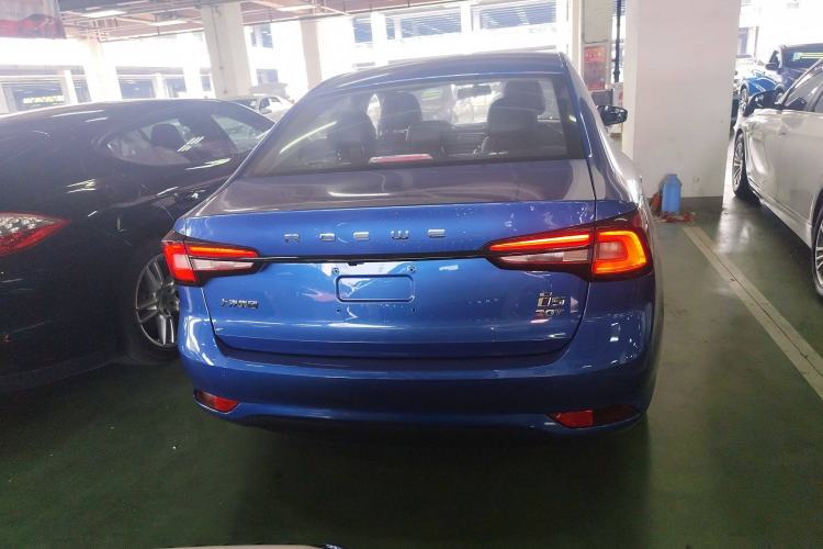 Used Roewe i5 2019 GL 20T Automatic 4G Connected & Ultra-Cool Play Edition
