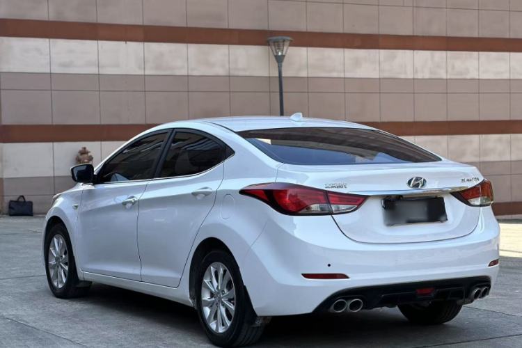 Used Hyundai Elantra 2016 1.6L Automatic Smart Version