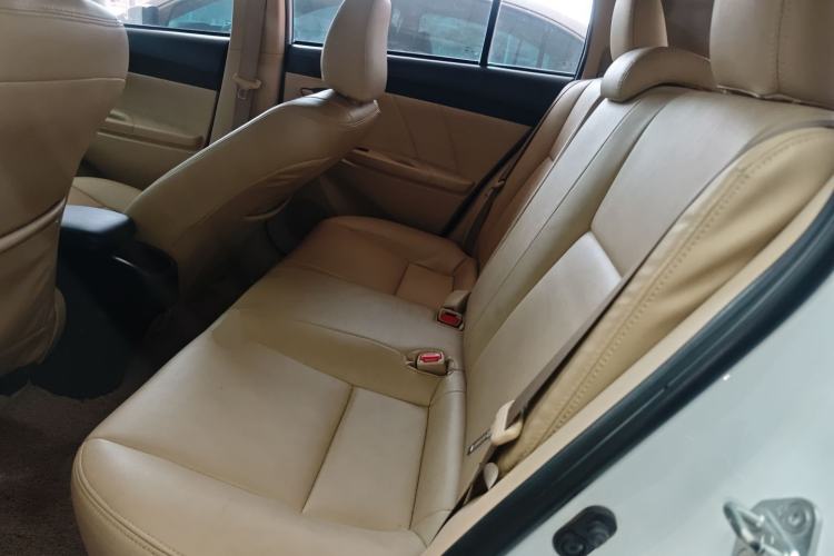 Used Toyota YARiS L 2016 Revised 1.5E CVT Charming Edition
