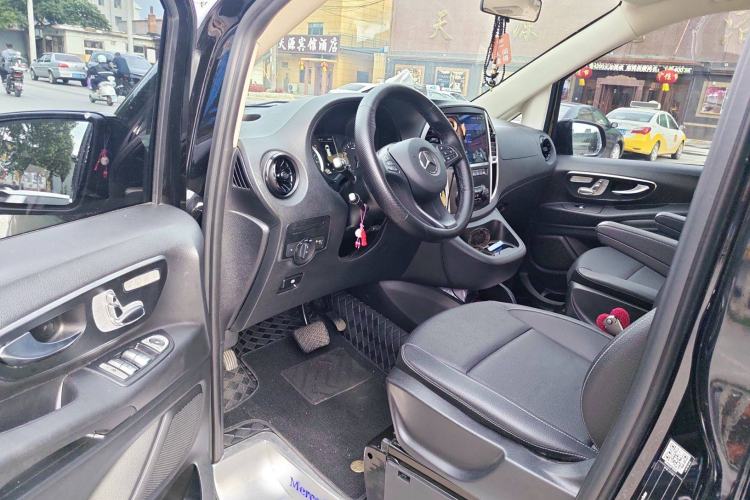 Used Mercedes-Benz Vito 2021 2.0T Elite Version 7 Seats
