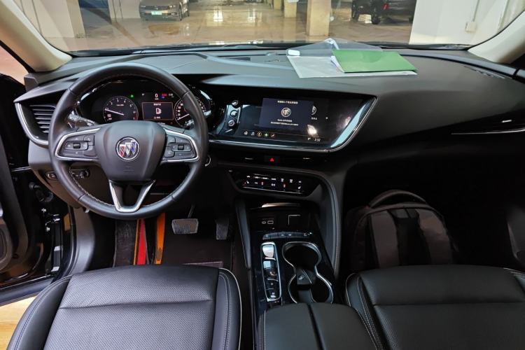 Used Buick Envision 2022 Encore S 552T Two-Wheel-Drive Luxury Model
