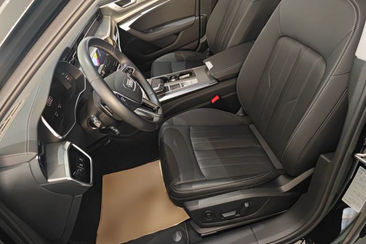 Used Audi A6 (Import) 2024 allroad quattro 55 TFSI Prestige Off-Road Model
