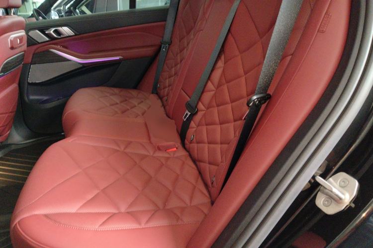 Used BMW X5 2023 xDrive 40Li M Sport Night Edition Package
