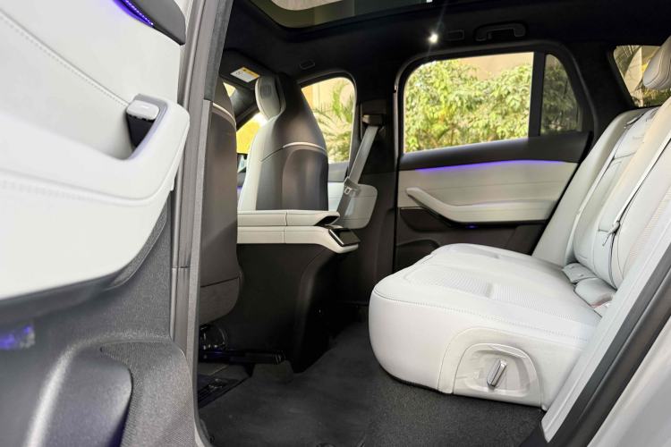 Used Nio ES6 2024 75 kWh
