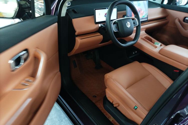 Used Leapmotor C16 2024 Range-Extended 200 LiDAR Edition
