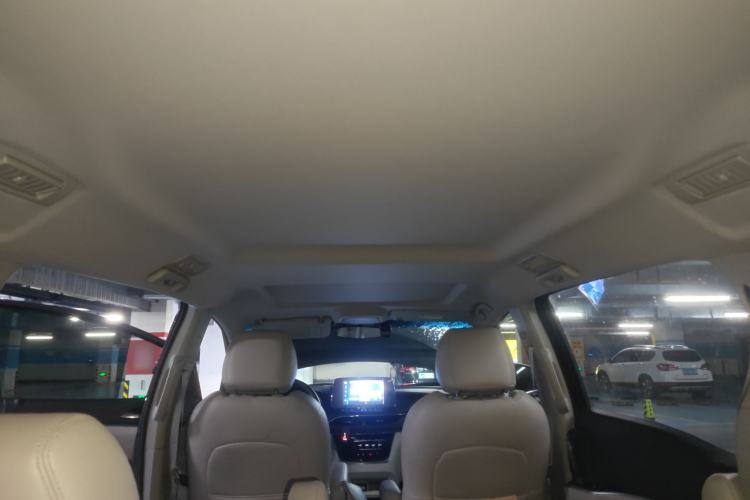 Used Buick GL8 2021 Land Cruiser Executive Class 652T Comfort Model
