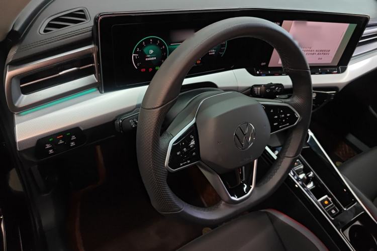 Used Volkswagen Lamando 2022 Lavida L 280TSI DSG Cool & Spicy Edition