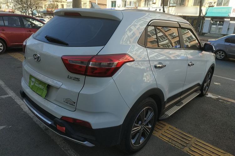 Used Hyundai ix25 2015 1.6L Automatic Two-Wheel Drive Smart GLS Trim
