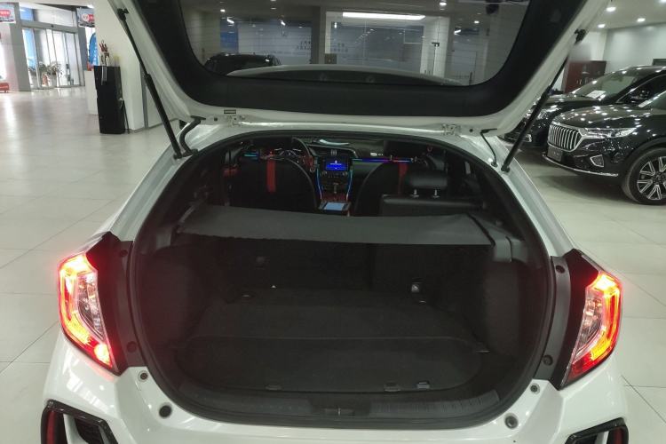 Used Honda Civic 2021 HATCHBACK 220TURBO CVT Trendy Cool Edition
