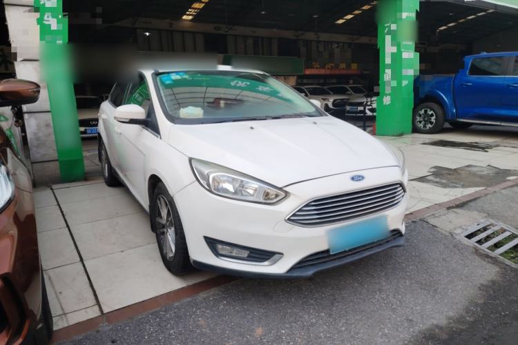 Used Ford Focus 2015 Sedan EcoBoost 180 Automatic Elite Model
