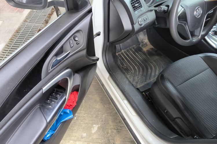 Used Buick Regal 2015 1.6T Leading Technology Model
