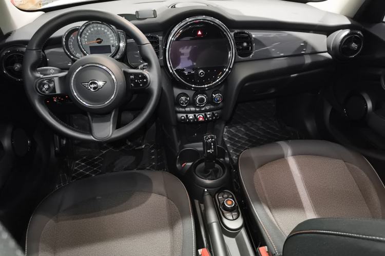 Used  MINI 2022 1.5T ONE Five-Door PLUS
