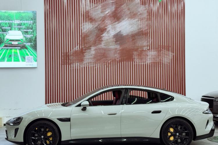 Used  SU7 2024 Rear-Drive Long-Range Intelligent Driving Version
