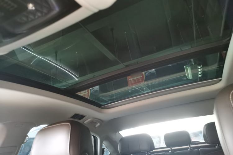 Used Volkswagen Passat 2020 Revised Version 330TSI Luxury Edition China VI Standard
