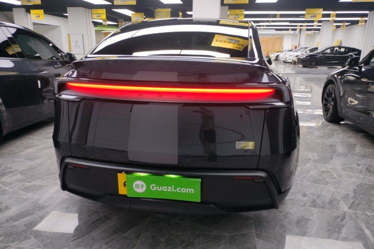 Used Tesla Model Y 2025 Long-Range All-Wheel Drive First Edition