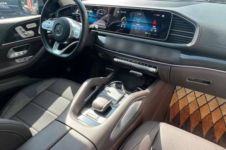 Used Mercedes-Benz GLS 2023 Refresh GLS 450 4MATIC Fashion Edition
