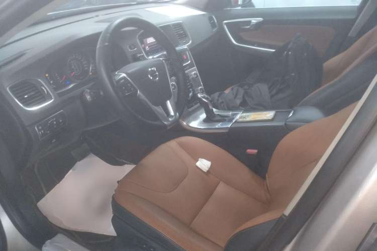 Used Volvo S60 2019 S60L Facelift T5 Intelligent Advanced Edition
