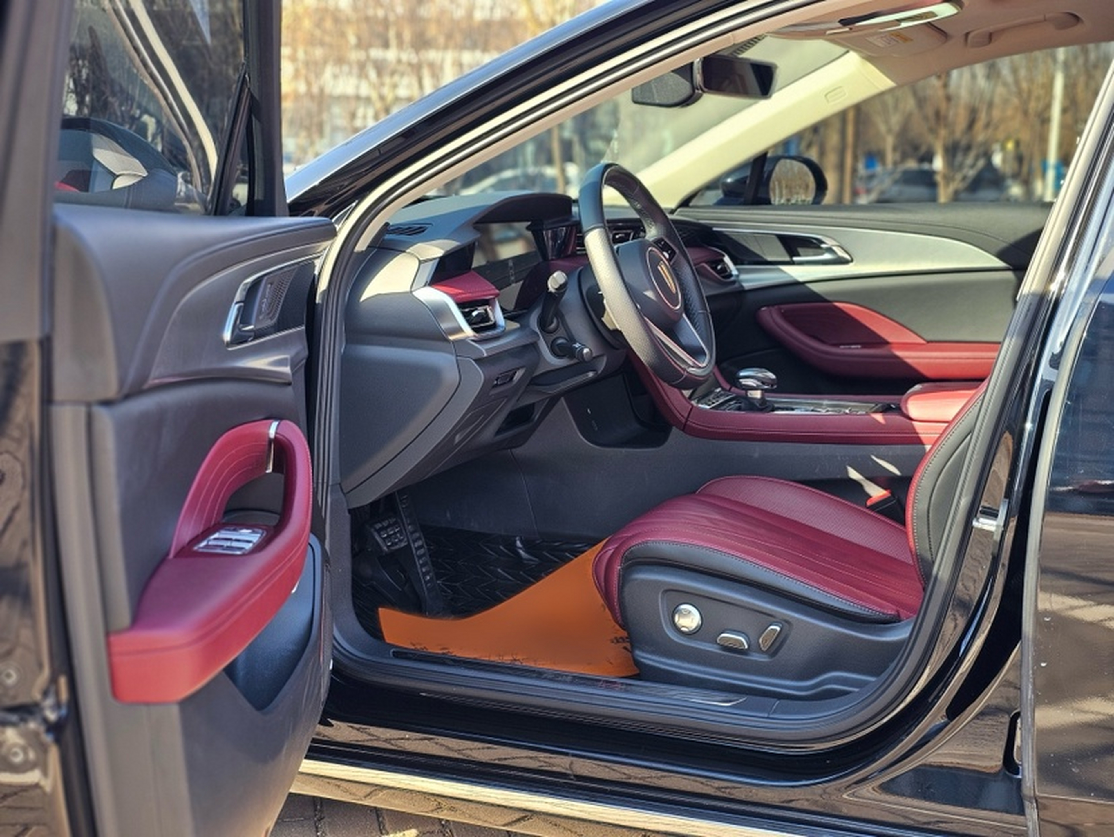 المقاعد الأمامية داخل السيارة