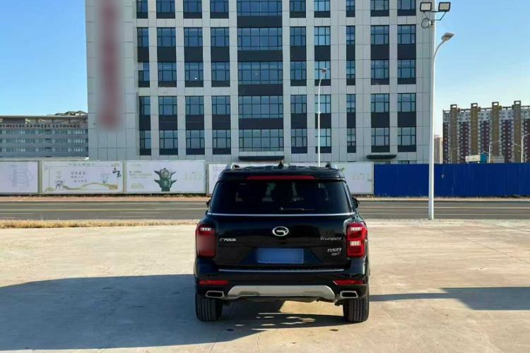 Used GAC Trumpchi GS8 2017 320T Two-Wheel Drive Luxury Smart Connectivity Version (7 Seats)
