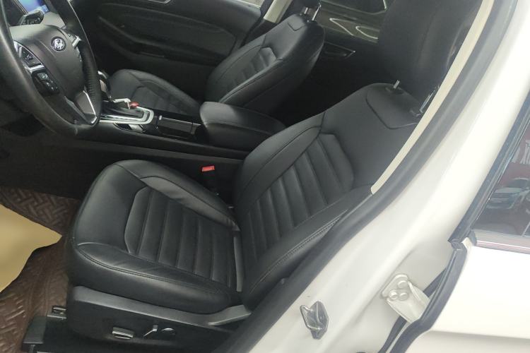 Used Ford Edge 2018 EcoBoost 245 Two-Wheel-Drive Titanium 7-Seater China V Standard
