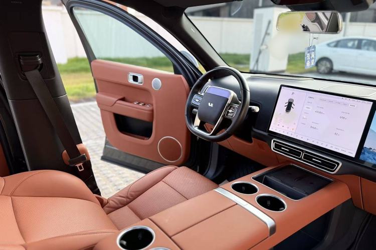 Used Li Auto L8 2023 Pro Model
