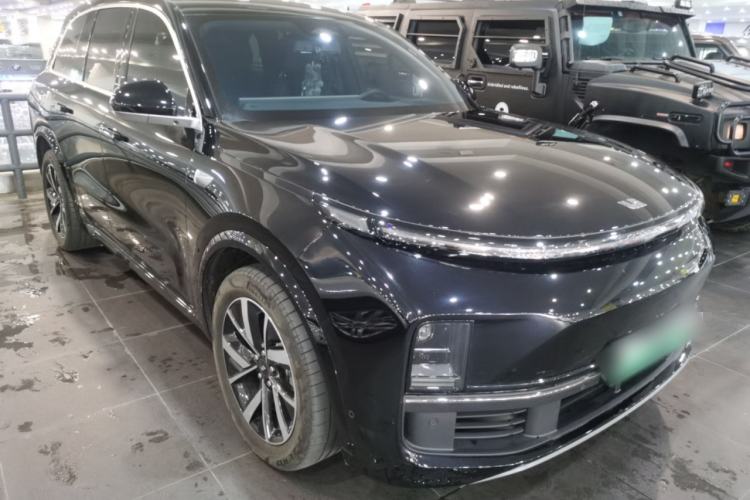 Used Li Auto L8 2023 Air model
