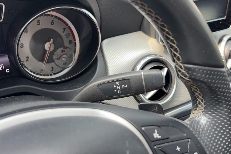 Used Mercedes-Benz GLA 2016 GLA 200 Fashion Model
