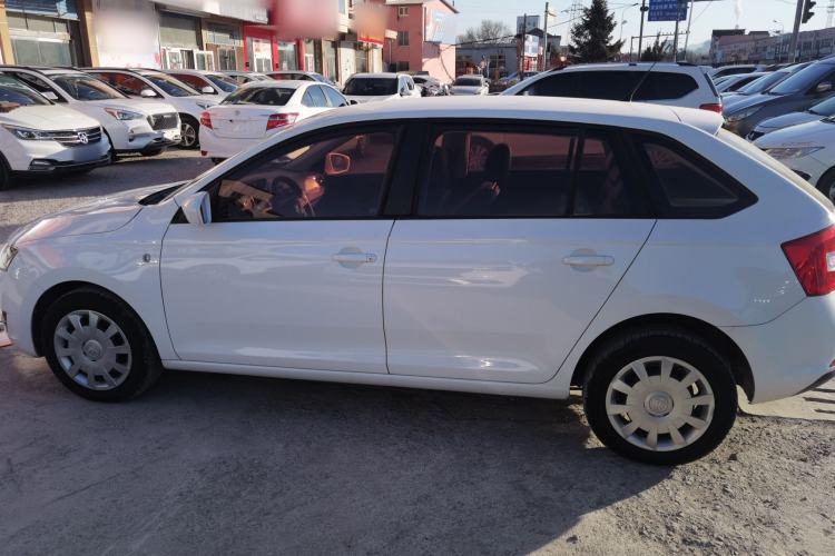 Used Skoda Rapid Spaceback 2016 Revised Version 1.6L Automatic Front-Drive Edition