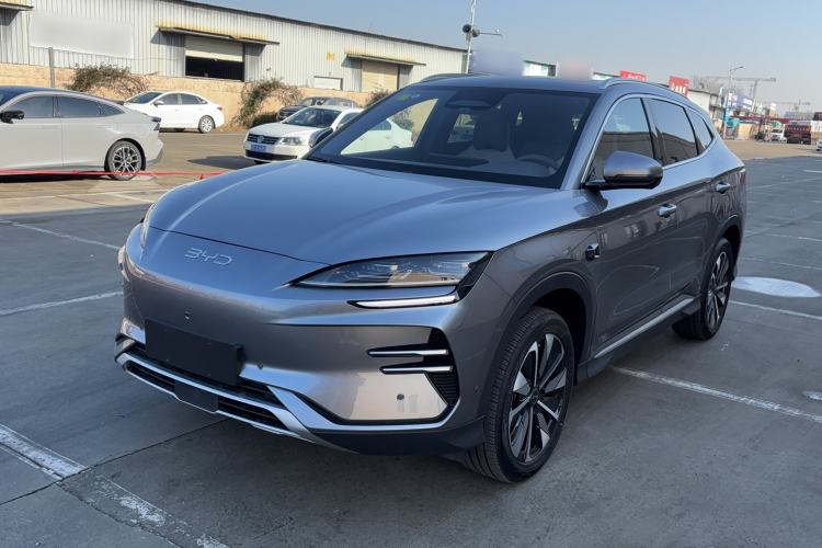 Used BYD Song PLUS New Energy 2025 EV Intelligent Driving Version 520km Premium Model
