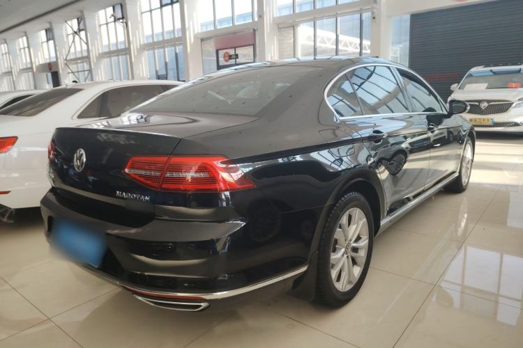 Used Volkswagen Magotan 2018 330TSI DSG Luxury Model
